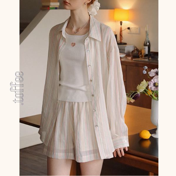 カラフルストライプルーズシャツ＆ワイドショートパンツのセットアップ《Z01029》