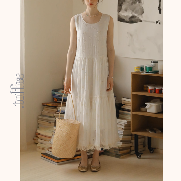 レース＆アイレット刺繍ロングティアードワンピース《Z00888》