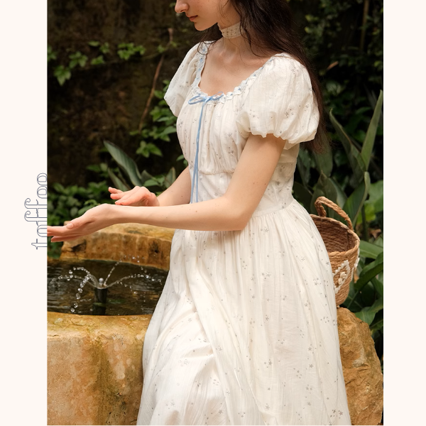 星のささやきシアーワンピース《Z01052》