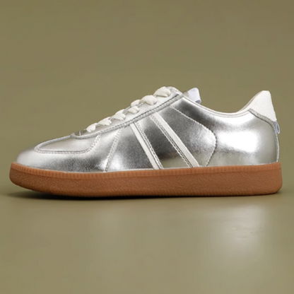 カジュアルシルバースニーカー X-254