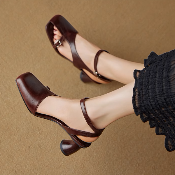 【2color】アシンメントリーデザインハイヒールサンダル《Z00977》