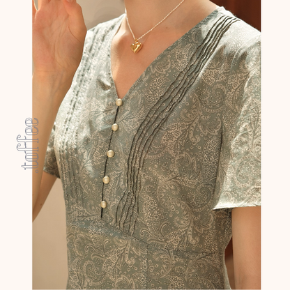 優美なペイズリー柄Vネックワンピース《Z01047》