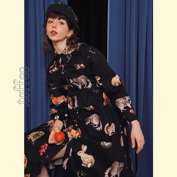 レトロエレガンス：クラシックアートのブラックシャツワンピース 《C0209》