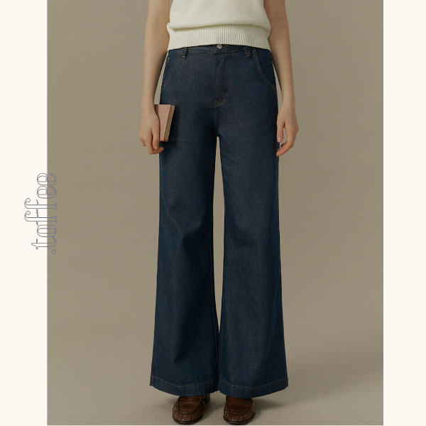 スターフラワー刺繍ブーツカットデニム《Z00830》