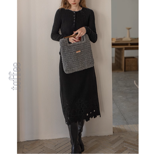 【2color】花柄レースAラインミディ丈スカート《Z00859》