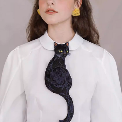 黒猫シルエットが遊ぶニッチなネクタイ《Z01220》