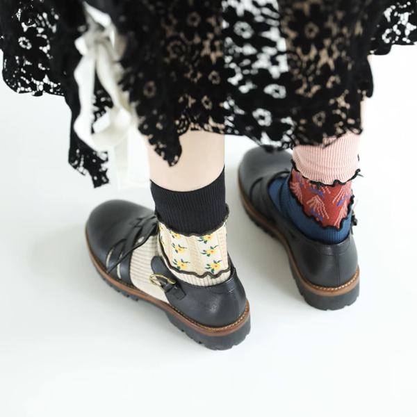 【5pattern】花柄が映える＊三層切り替えのレトロクルーソックス《Z01200》
