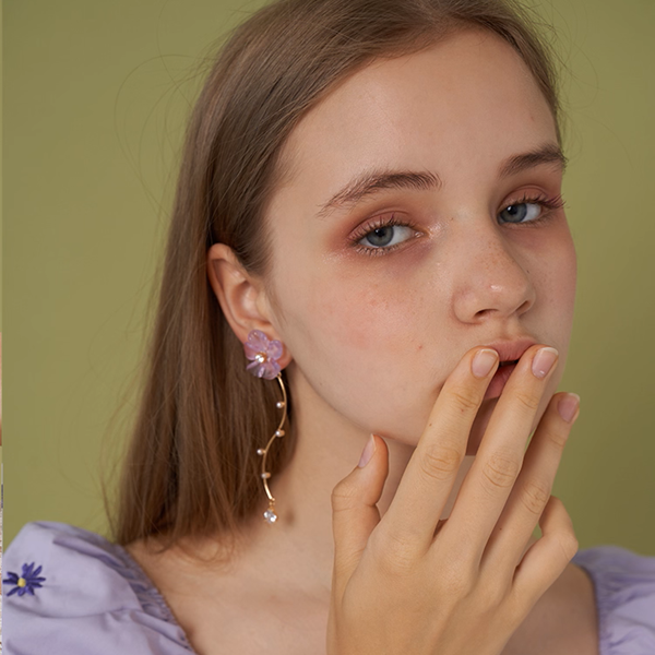 【2pattern3color】揺れる花のきらめき＊パール×カーブイヤーアクセサリー《Z01187》