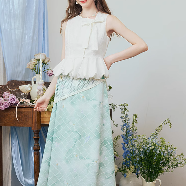 リボン装飾付きアシンメントリーペプラムトップ《Z00975》