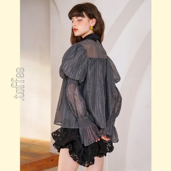 アートと植物のロマンティックな組み合わせ ロマンティックブラウス  C0159