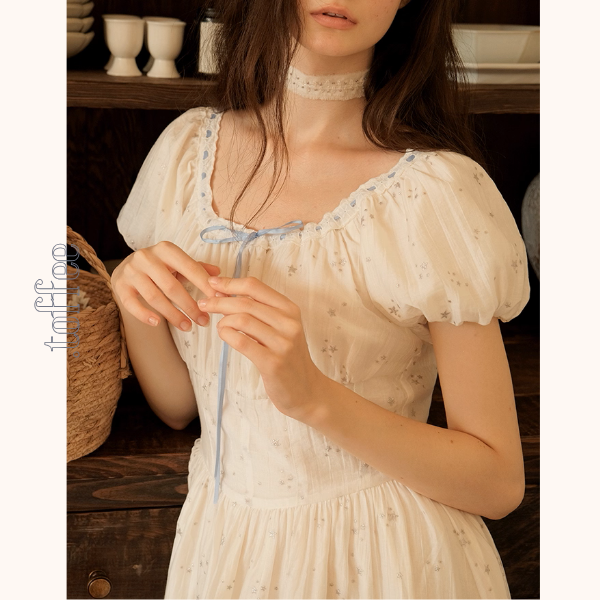 星のささやきシアーワンピース《Z01052》