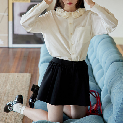 立体ローズ装飾ホワイトブラウス　《Z00766》