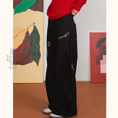 リボン刺繍ルーズストレートパンツ　《Z00700》