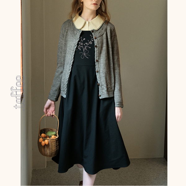 【2color】レースディテール丸襟ブラウス　《Z00747》