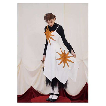 【2color】太陽刺繍サスペンダーワンピース C0080