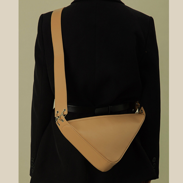 【5color】トライアングルショルダーバッグ X-282