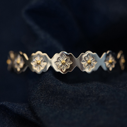 ミニフラワーデザインスリムバングル　AU-146