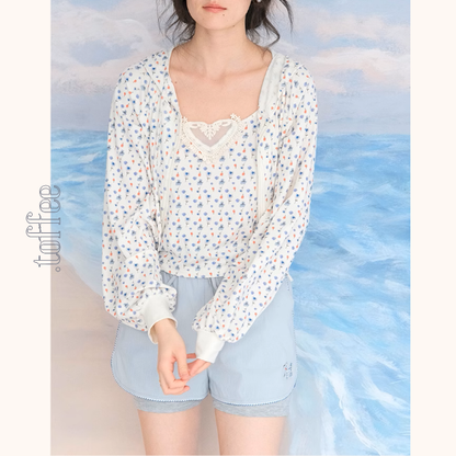 クロップドフーディー＆レースキャミソール小花柄セットアップ《Z00983》