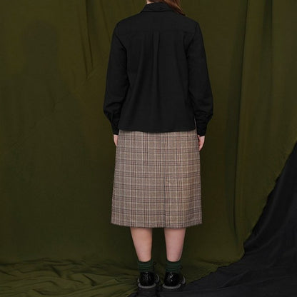 【２color】折り紙のような襟が素敵なシンプルシャツ