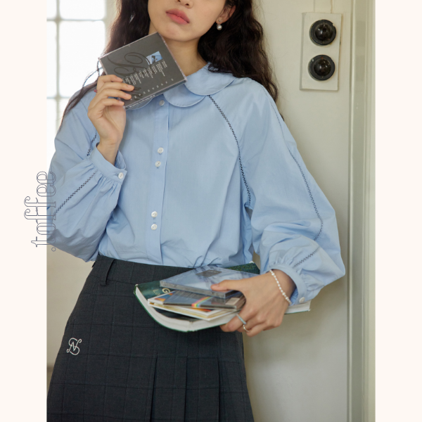 ダブルドールカラーブルーブラウス　Z00562