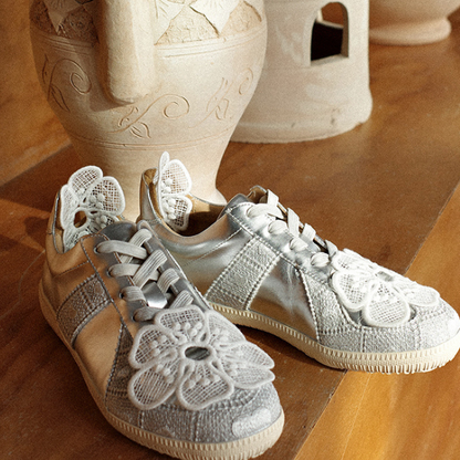レースフラワーローカットスニーカー X-477