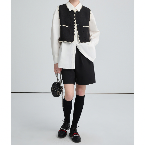 刺繍トリミングのショートベスト X-295