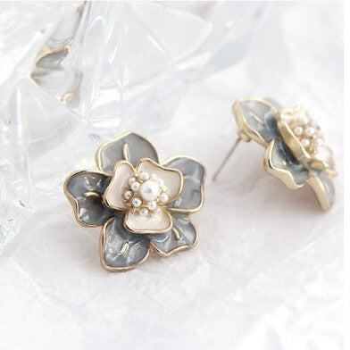 レトロフラワーモチーフピアス