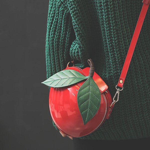 アップルフォルムメッセンジャーバッグ　AU-134