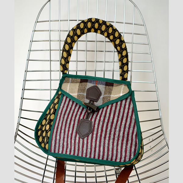 ストライプ切り替えドットショルダーバッグ   Z00488