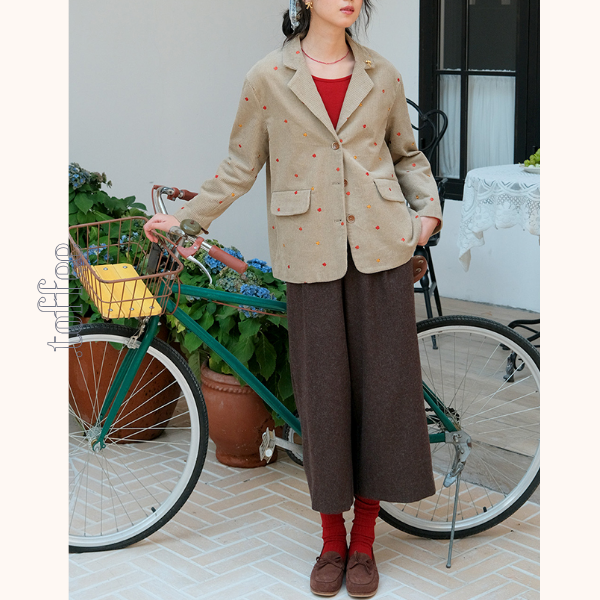 小花刺繍コーデュロイテーラードジャケット　《Z00708》