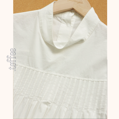 【2color】ボタン装飾プリーツブラウス《Z00846》