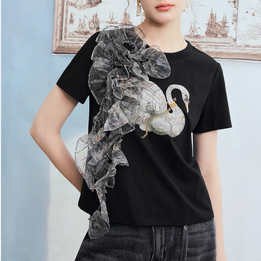 チュールリボンと水鳥プリントのブラックTシャツ《Z01060》