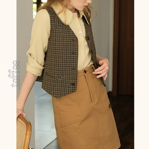 【2color】レースディテール丸襟ブラウス　《Z00747》