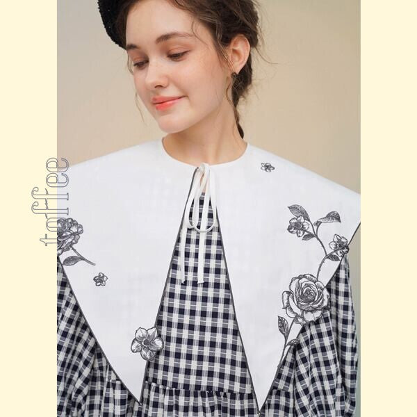 繊細バラ刺繍のつけ襟：あなただけの魔法のアクセサリー 《C0212》