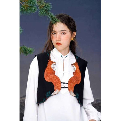 フォックス刺繍ブラックベスト C0097