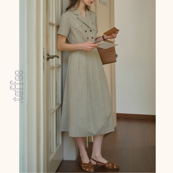 ダブルブレストチェック柄トレンチワンピース《Z00901》