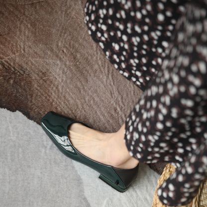 【2color】パテントレザーチェーンローヒールパンプス X-370