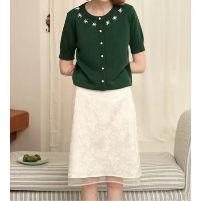 お花の刺繍入りラウンドネック半袖ニット Z00233