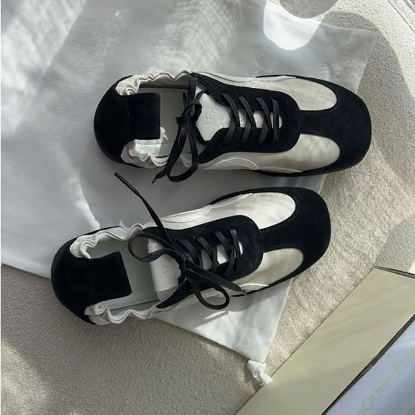 バイカラーフラットスニーカー　Z00445