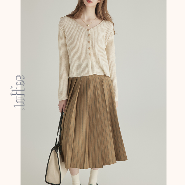 ストライプ柄ダブルブレストテーラードジャケット＆ハイウエストプリーツスカートセットアップ　《Z00777》