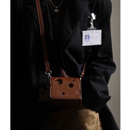 【３color】チーズシルエットスクエアショルダーバッグ AU-370