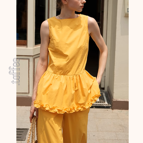 レースヘムペプラムノースリーブトップ＆ストレートパンツセットアップ 《Z00982》