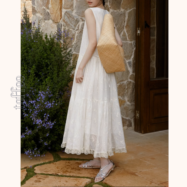 レース＆アイレット刺繍ロングティアードワンピース《Z00888》