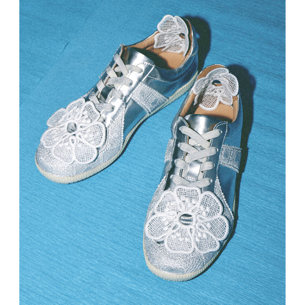 レースフラワーローカットスニーカー X-477