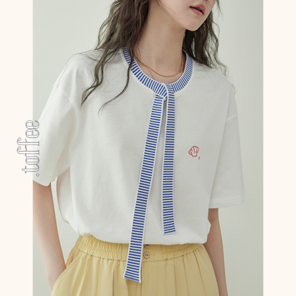 ブルーストライプタイ付きドロップショルダートップ　Z00462