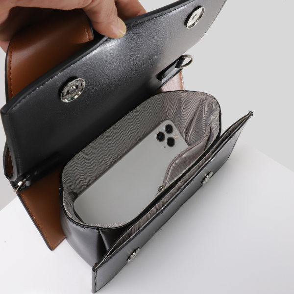 バイカラースクリューハンドルハンドバッグ AU-418