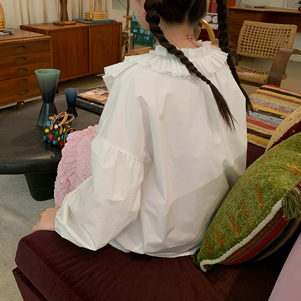 レース＆フラワーホワイトブラウス　Z00519