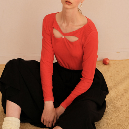 【2color】カットアウトクルーネックスリムトップス　《Z00748》