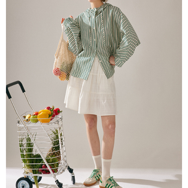 【2color】フード付きオーバーサイズストライプシャツ Z00130