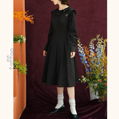 フリルディテールチャイナ風ブラックワンピース《Z00877》